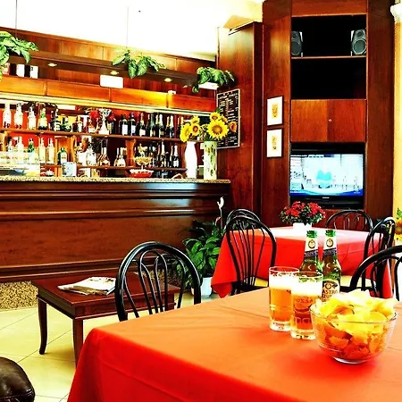 Hotel Rosy 2*