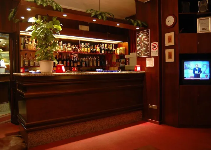 Otel Rosy 2*