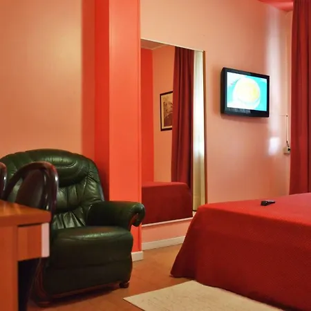 Rosy Hotel