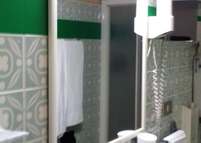 Hotel Rosy 2*
