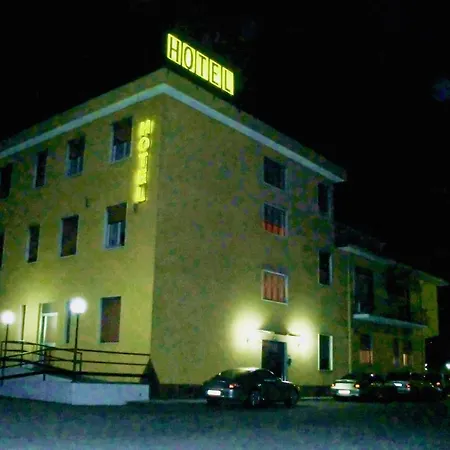 Rosy Hotel 2*