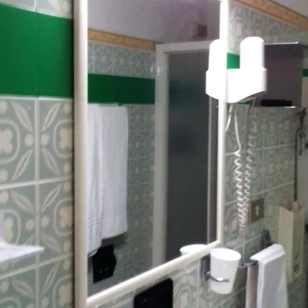 Hotel Rosy 2*