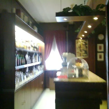 Rosy Hotel